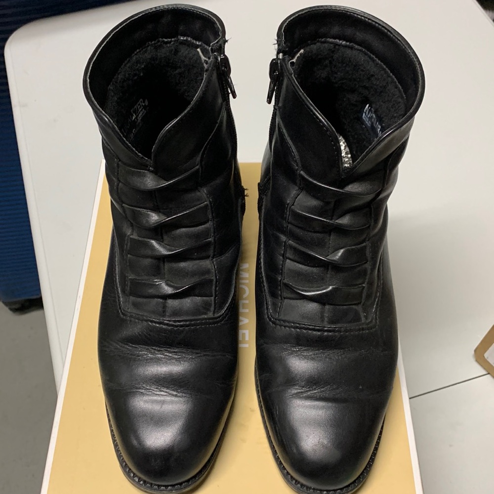 Naturalizer ankle boots